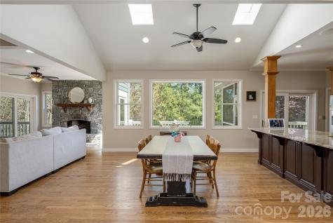 102 Brookhollow Drive Flat Rock NC 28731
