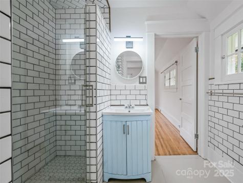 111 Rathfarnham Circle Asheville NC 28803