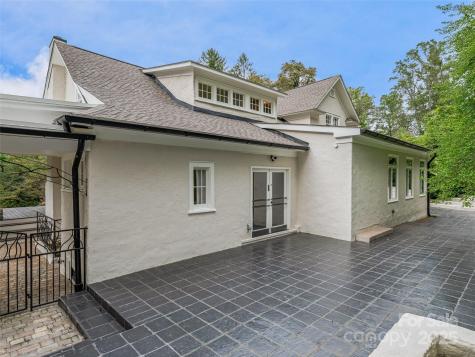 111 Rathfarnham Circle Asheville NC 28803
