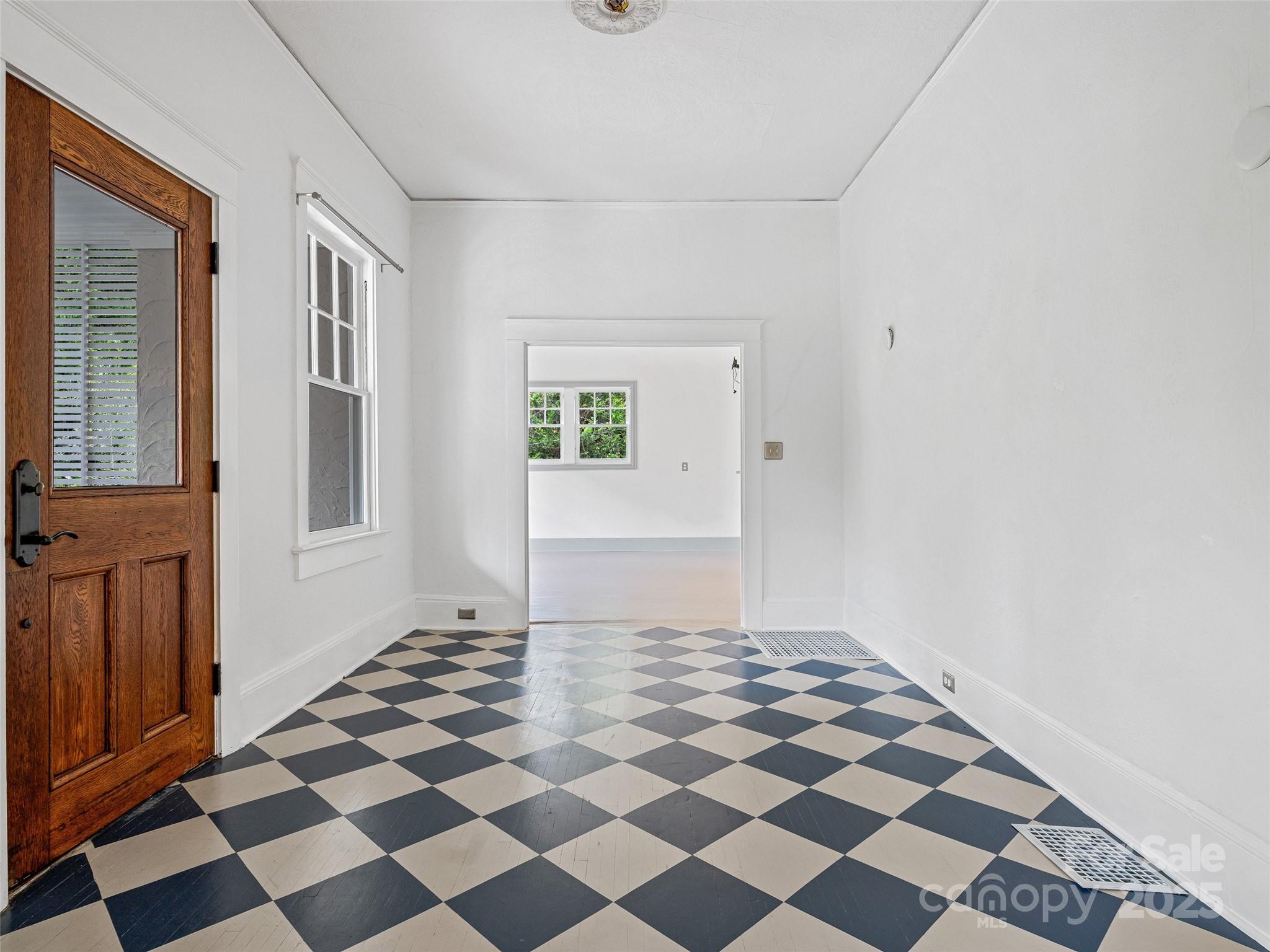 111 Rathfarnham Circle Asheville NC 28803