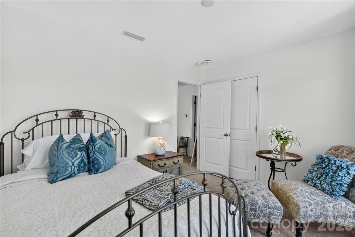 2610 Bramble Ridge Court Charlotte NC 28215