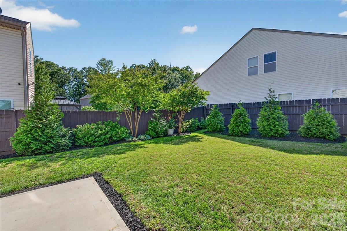 2610 Bramble Ridge Court Charlotte NC 28215