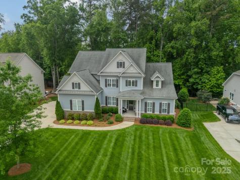 212 Seven Oaks Landing Belmont NC 28012