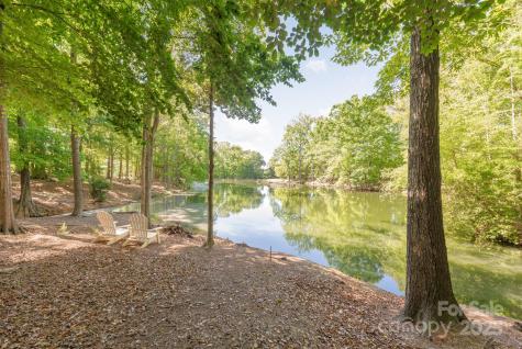 212 Seven Oaks Landing Belmont NC 28012