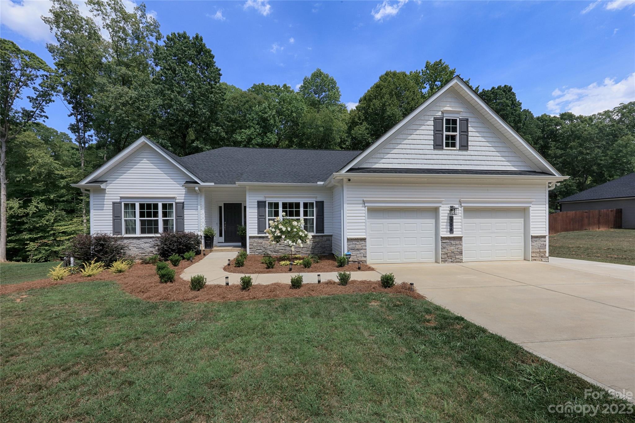 156 Holly Springs Loop Troutman NC 28166