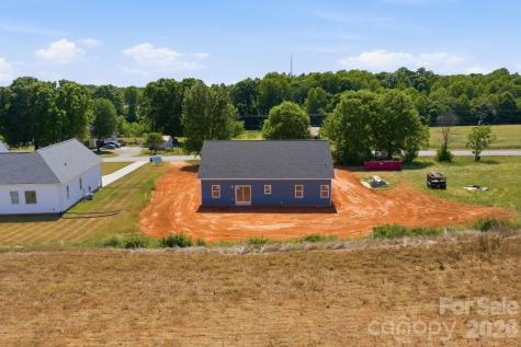 1720 Jennings Road Olin NC 28660