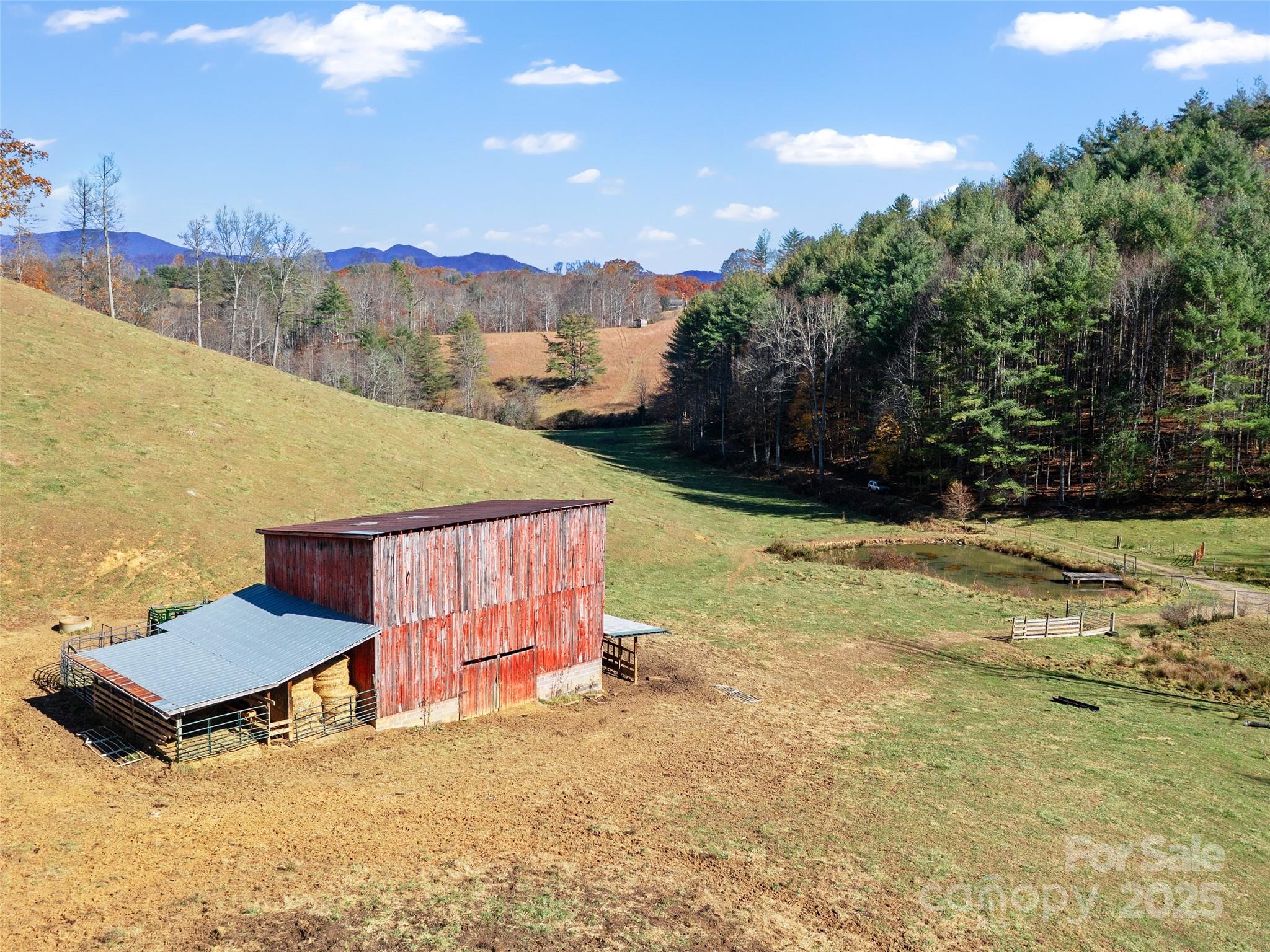 321 Lyle Lane Green Mountain NC 28740