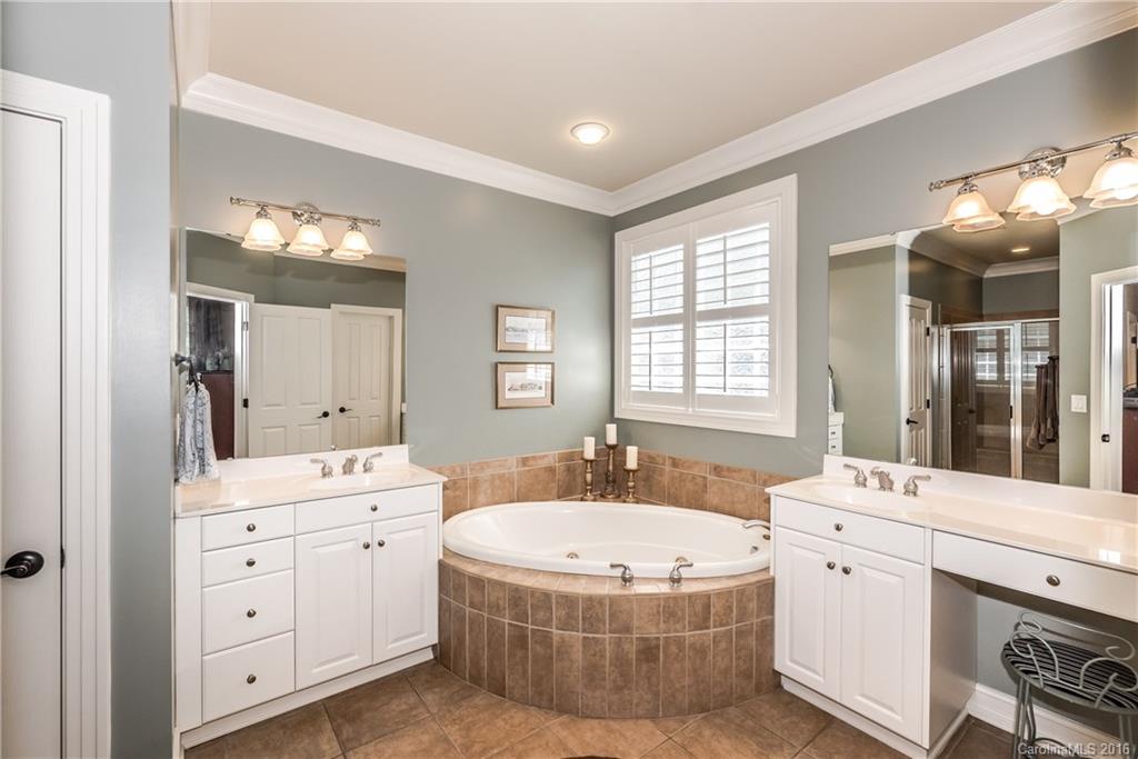 3532 Keithcastle Court Charlotte NC 28210