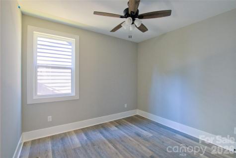 3905 Plainview Road Charlotte NC 28208
