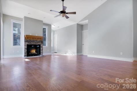 20 Brookstone Place Candler NC 28715