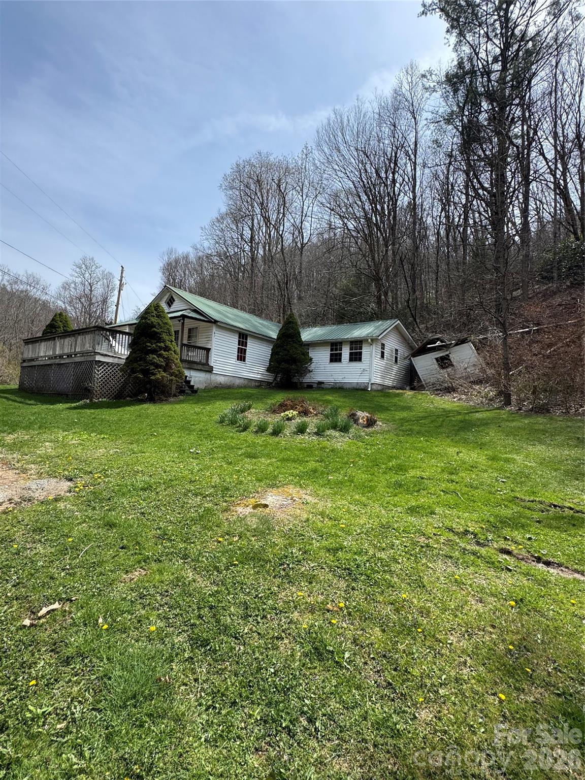 63 Jeffrey Franklin Lane Newland NC 28657