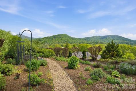 57 Outlook Circle Swannanoa NC 28778