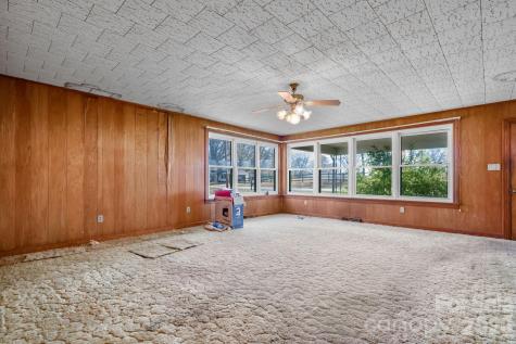 4914 E Nc 10 Highway Catawba NC 28609