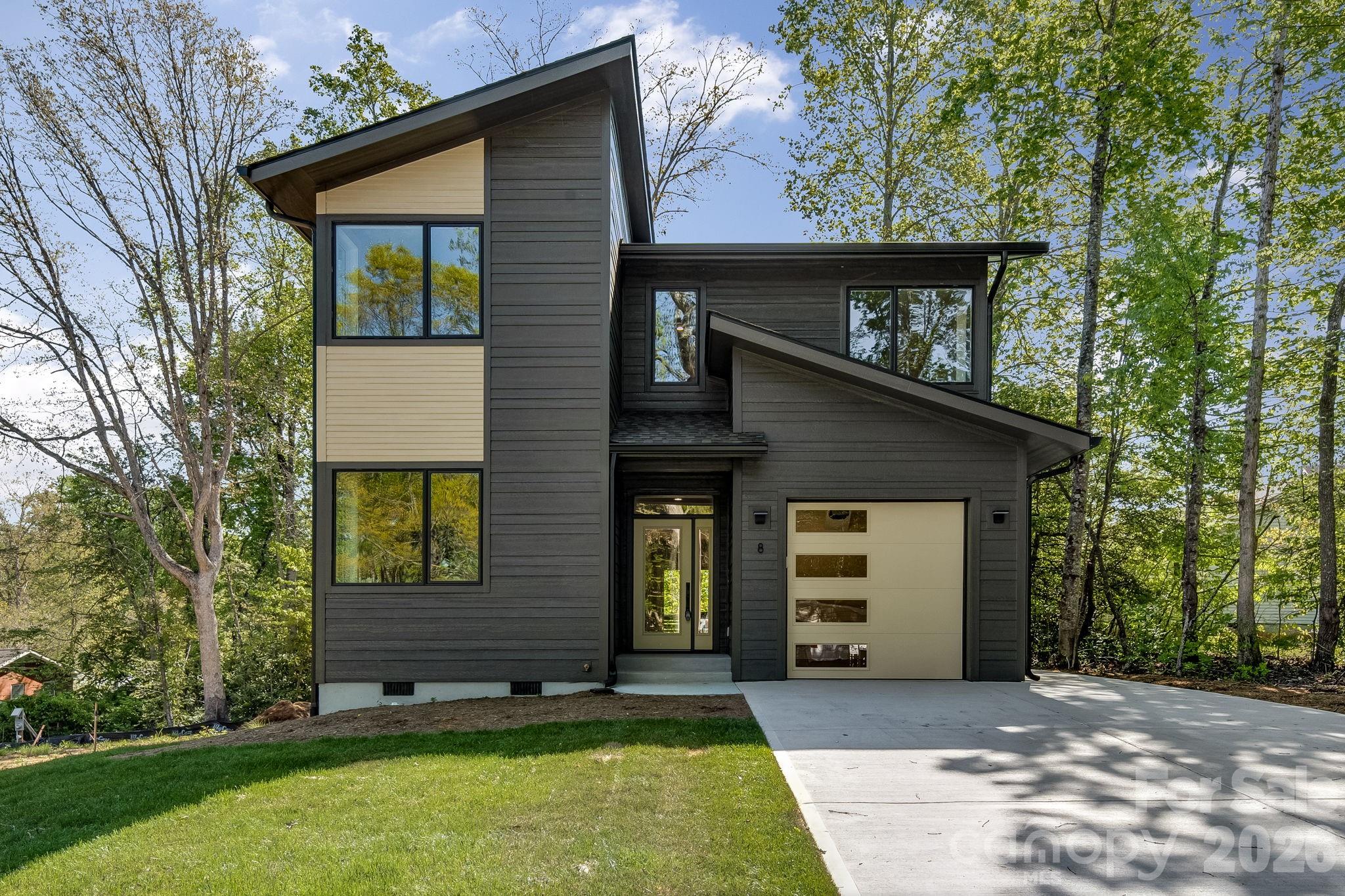 8 Campbell Street Black Mountain NC 28711