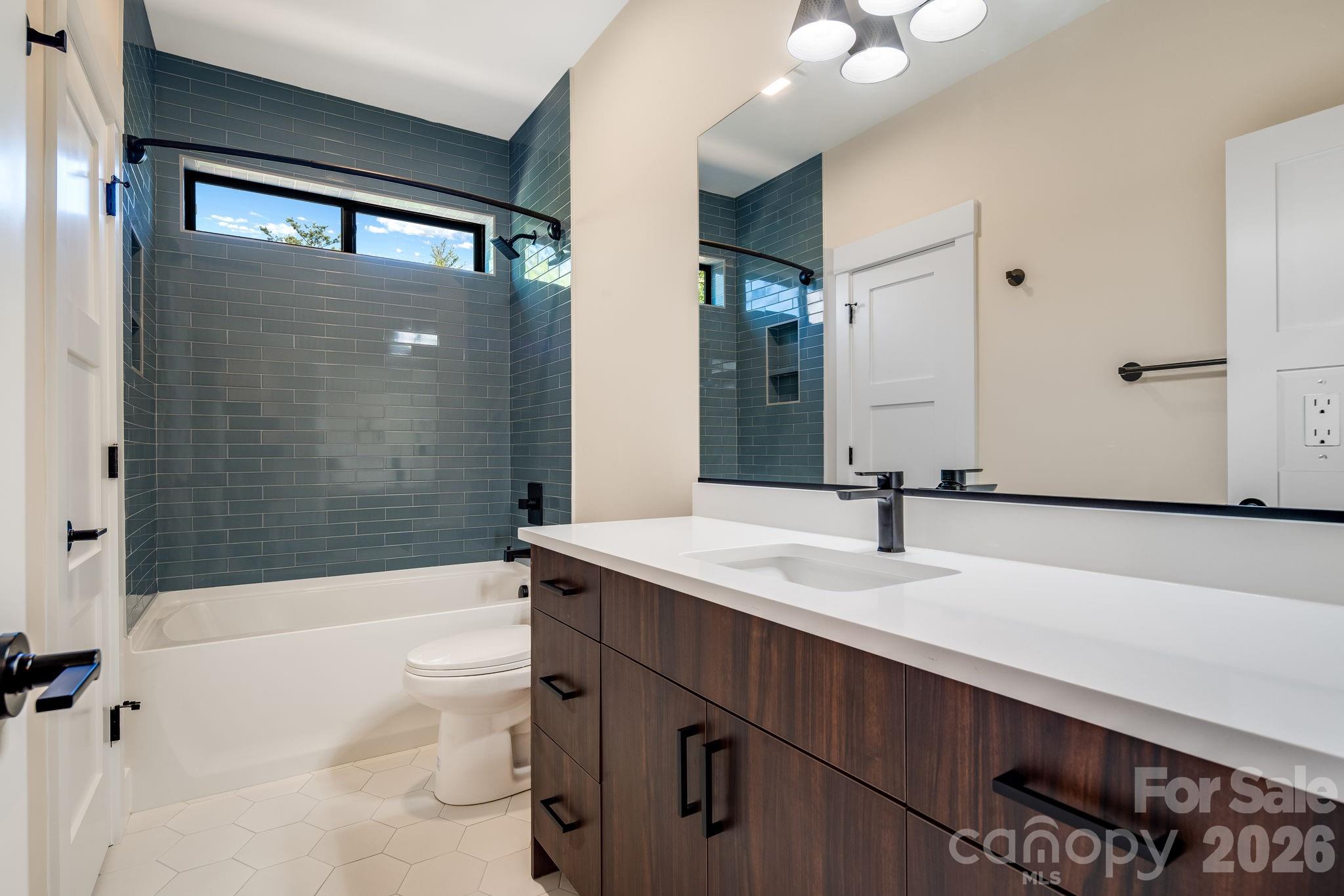 8 Campbell Street Black Mountain NC 28711