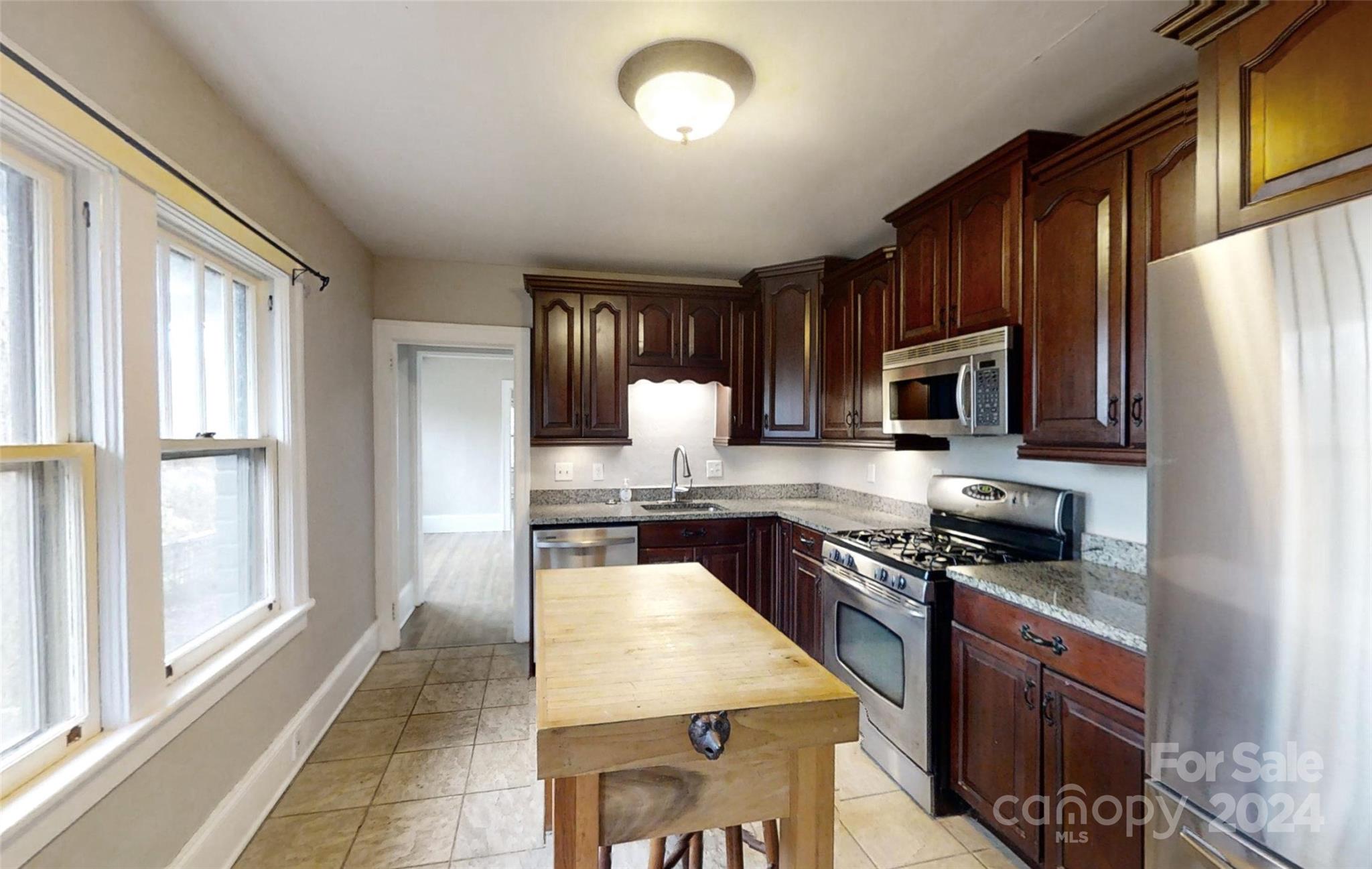 38 Linden Avenue Asheville NC 28801