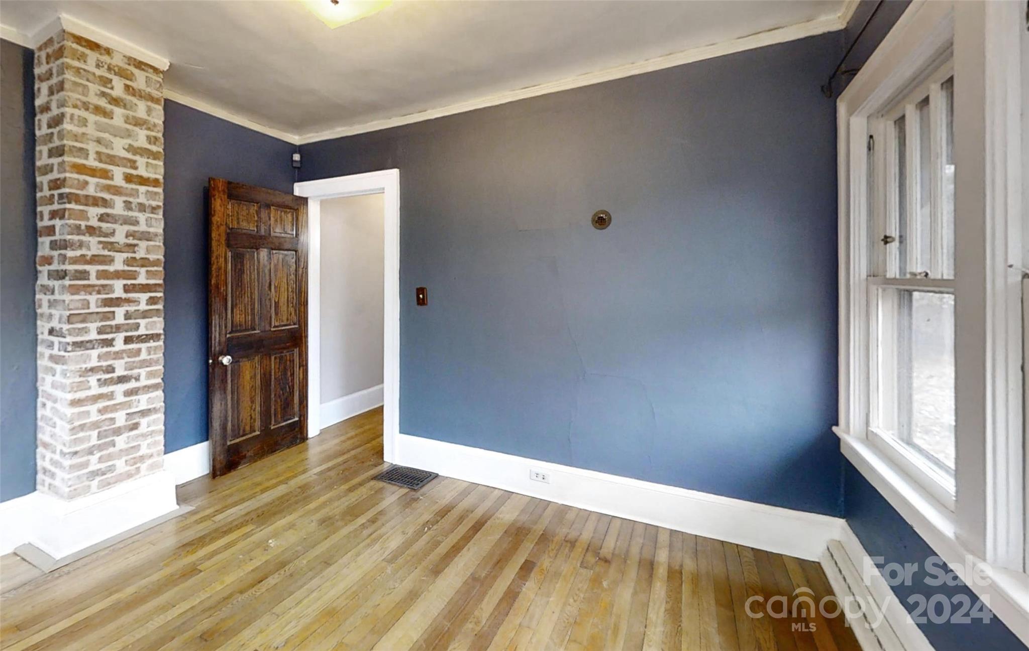38 Linden Avenue Asheville NC 28801