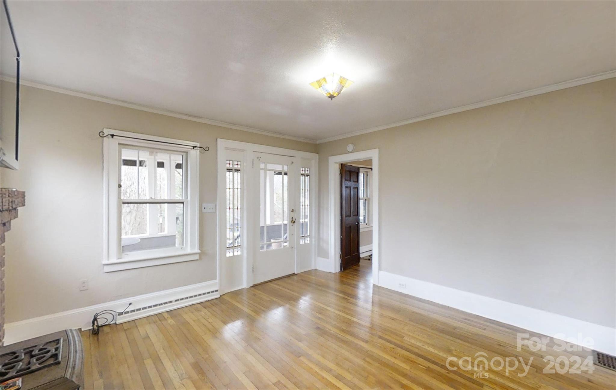 38 Linden Avenue Asheville NC 28801