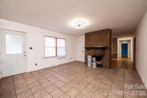 620 Diamondhead Drive NE Lenoir NC 28645