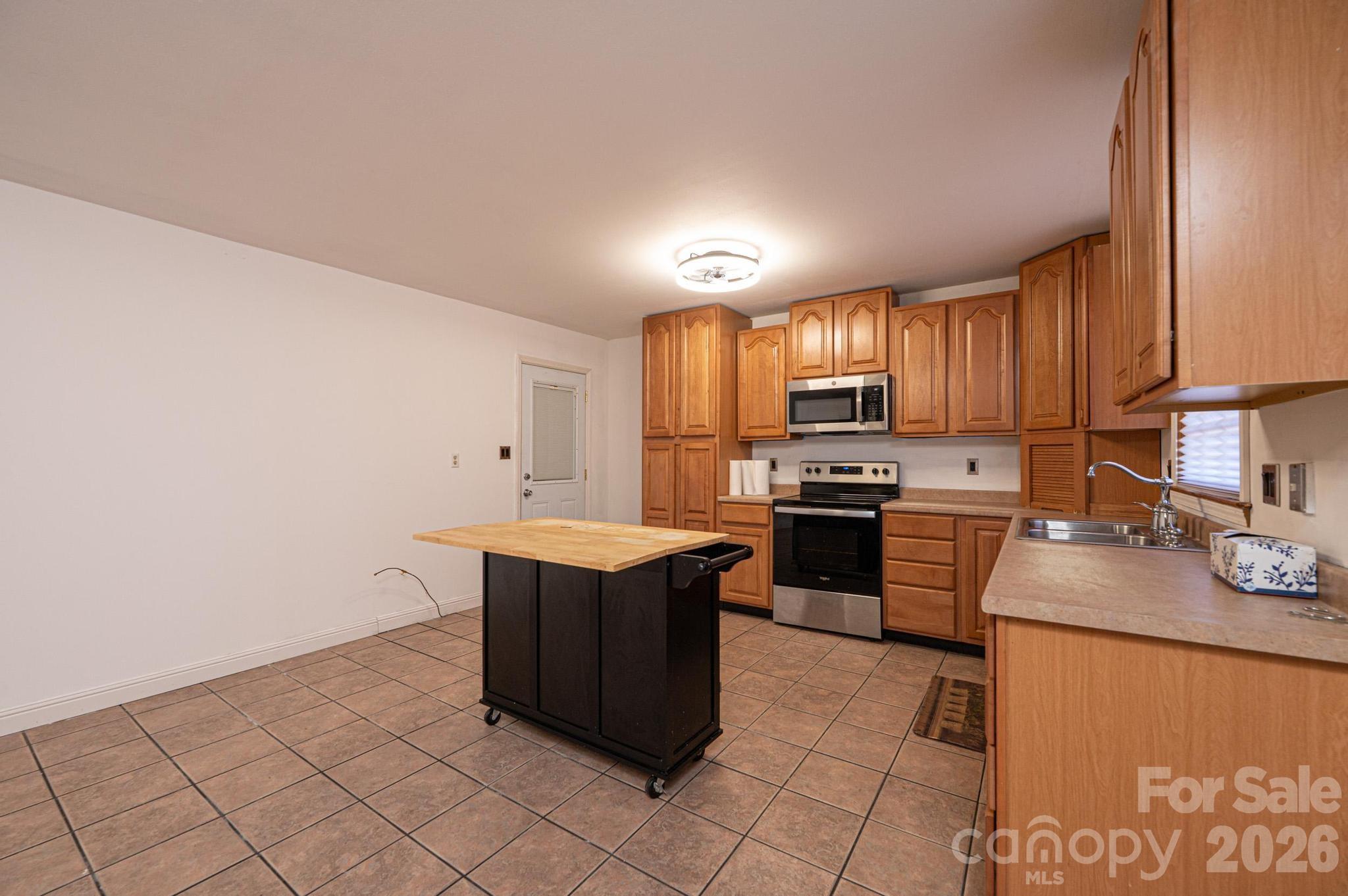 620 Diamondhead Drive NE Lenoir NC 28645