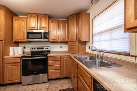 620 Diamondhead Drive NE Lenoir NC 28645