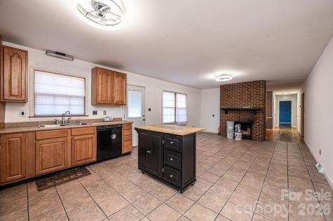 620 Diamondhead Drive NE Lenoir NC 28645