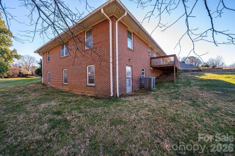 620 Diamondhead Drive NE Lenoir NC 28645