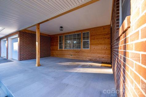 620 Diamondhead Drive NE Lenoir NC 28645