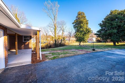 620 Diamondhead Drive NE Lenoir NC 28645