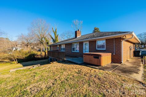 620 Diamondhead Drive NE Lenoir NC 28645