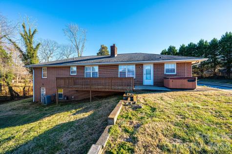 620 Diamondhead Drive NE Lenoir NC 28645