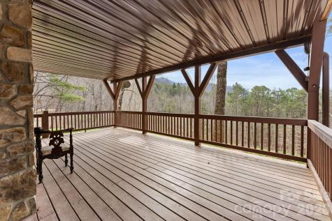 113 Cardinal Drive Franklin NC 28734