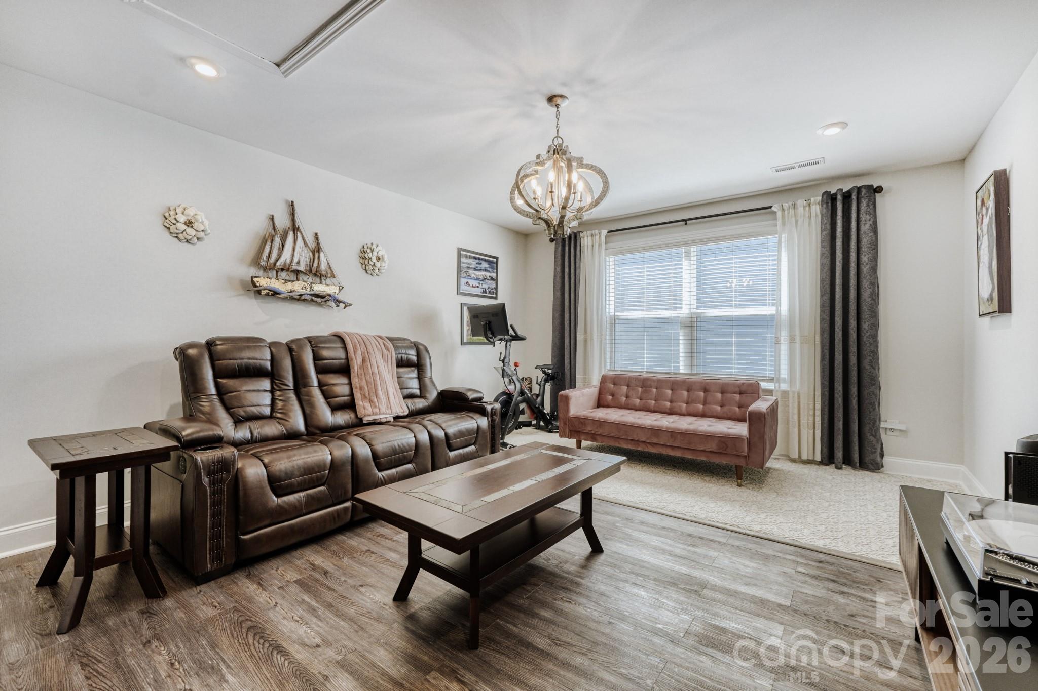 1318 Poppy Way Matthews NC 28104