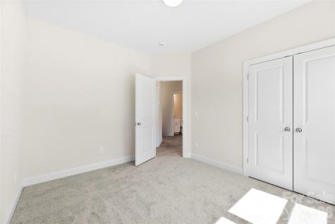 109 Titleist Drive Statesville NC 28677