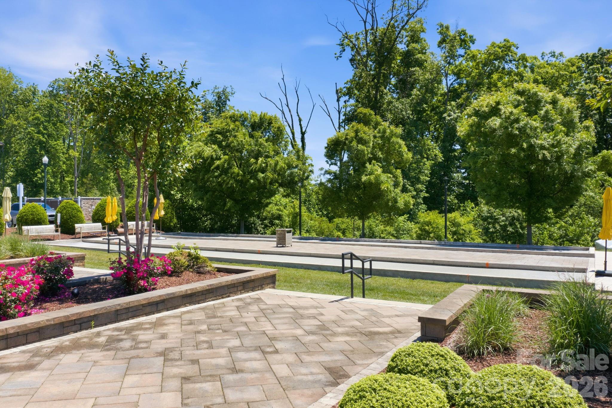 261 Stone Mountain Way Denver NC 28037