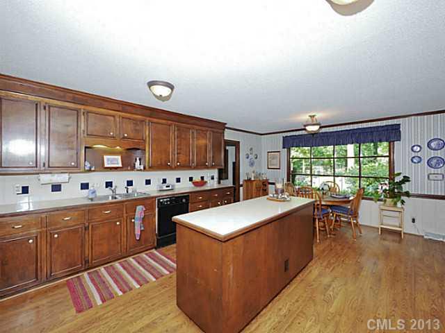 2911 Wamath Drive Charlotte NC 28210