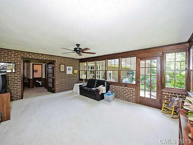 2911 Wamath Drive Charlotte NC 28210