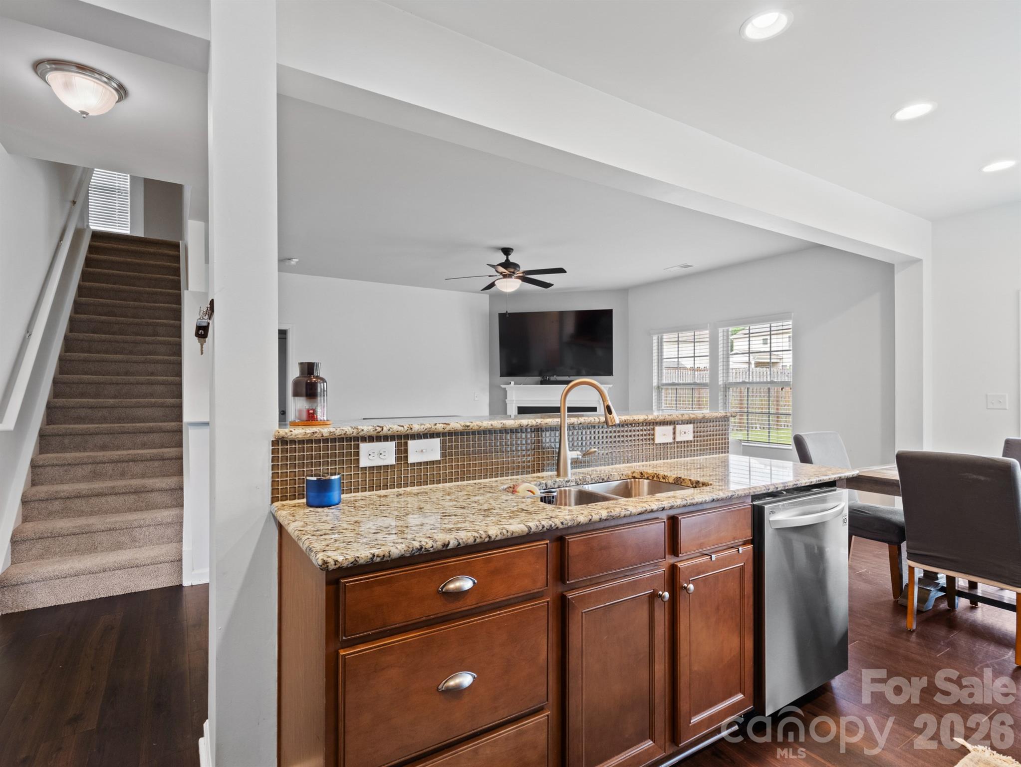 3702 Wiegon Lane Charlotte NC 28216