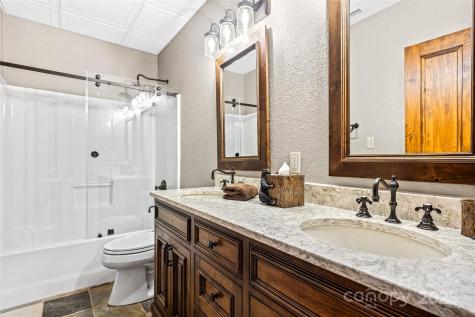 82 Running Ridge Road Asheville NC 28804