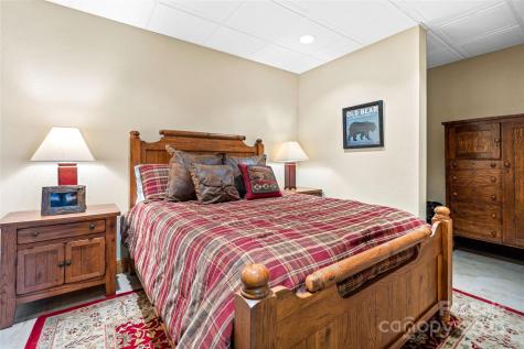 82 Running Ridge Road Asheville NC 28804