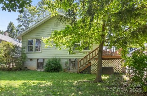 65 Craig Circle Asheville NC 28805