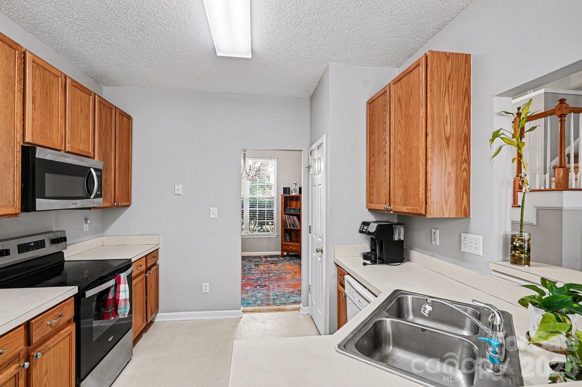 10027 Brawley Lane Charlotte NC 28215