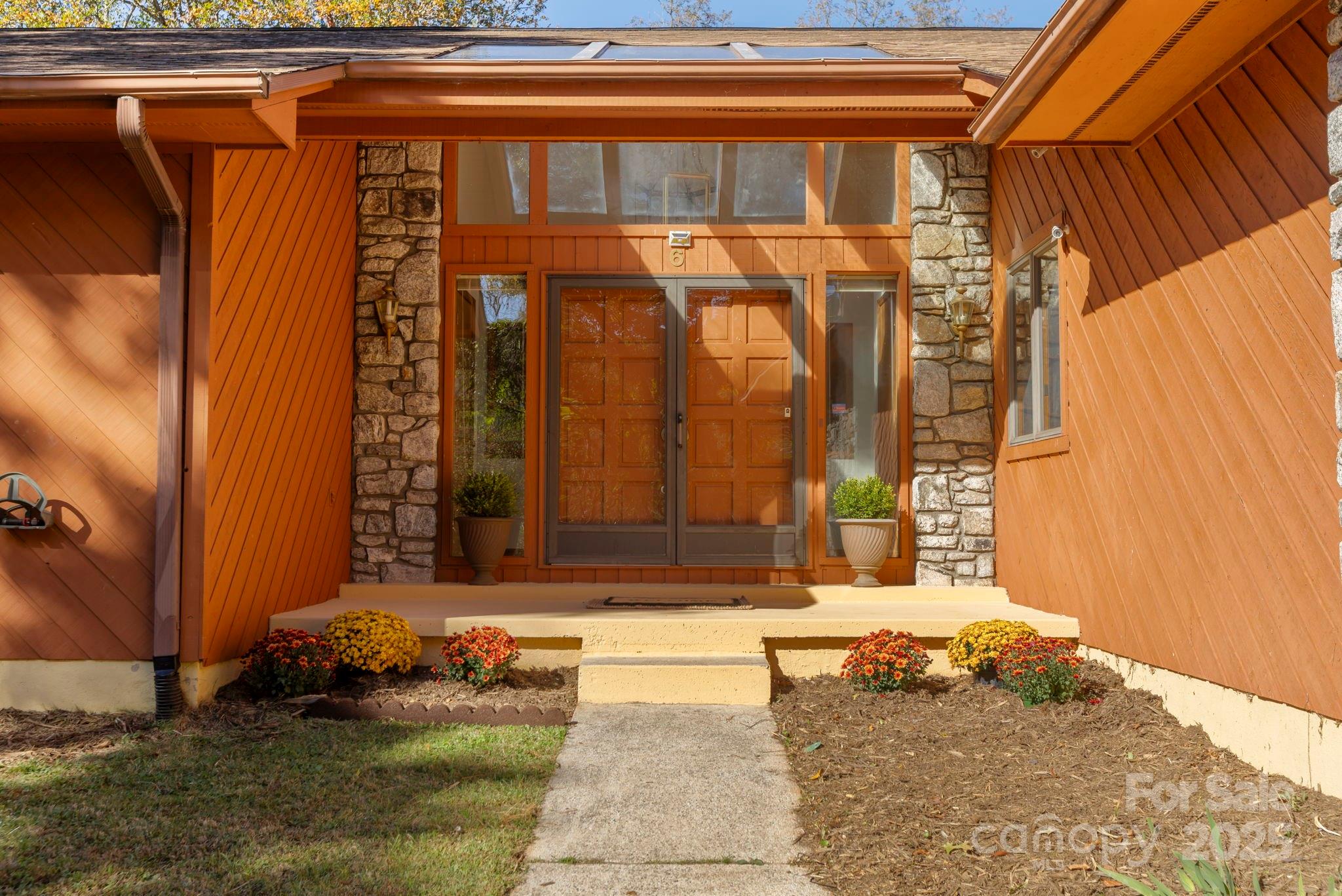 6 Haw Creek Circle Asheville NC 28805