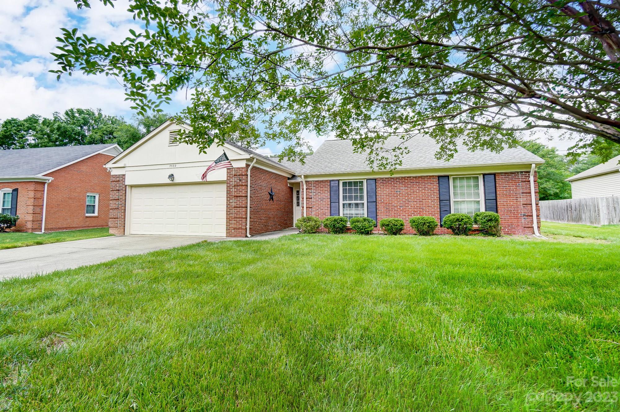 7532 Yellow Pine Court Charlotte NC 28277