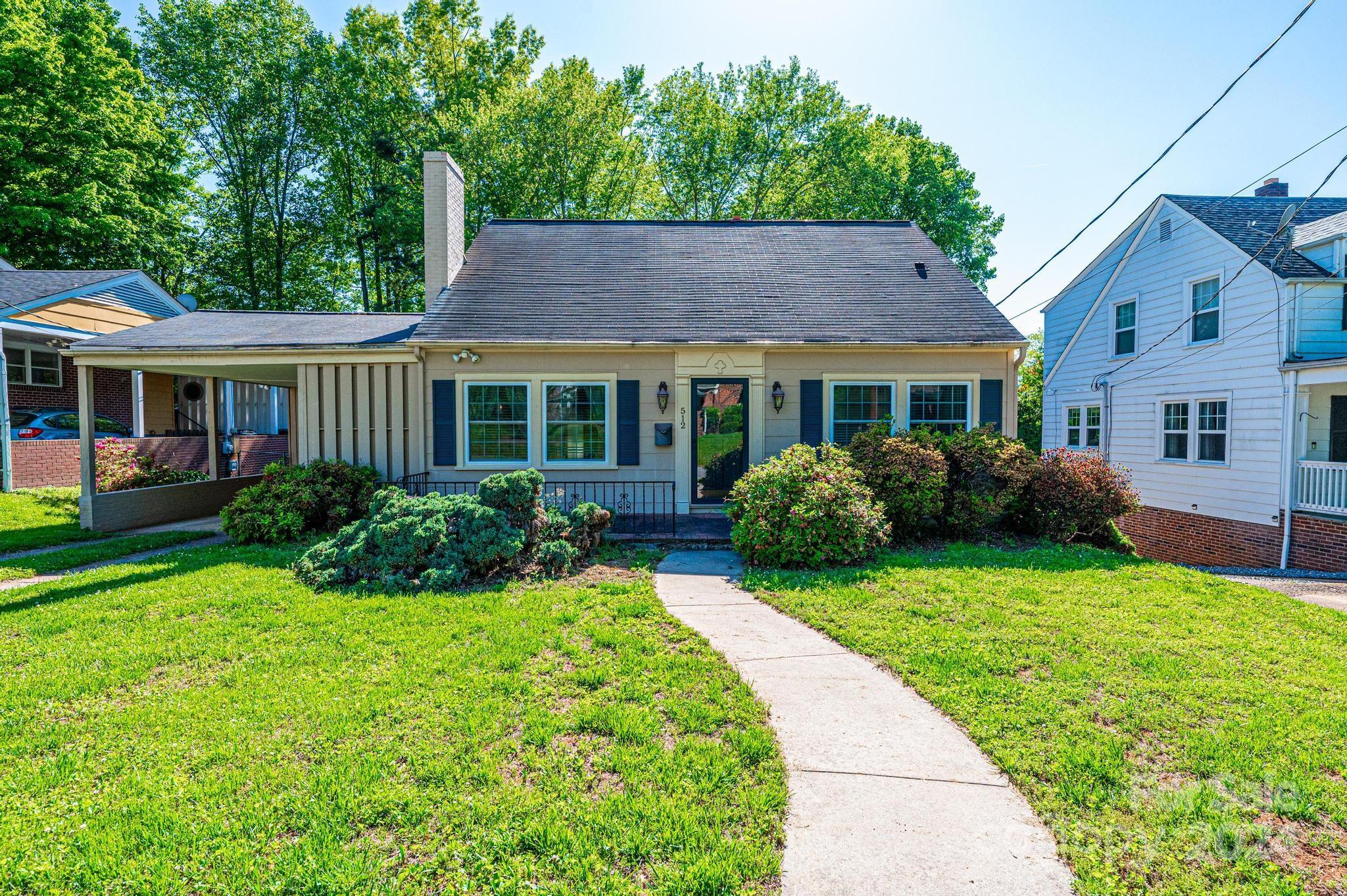 512 Mountain View Street SW Lenoir NC 28645