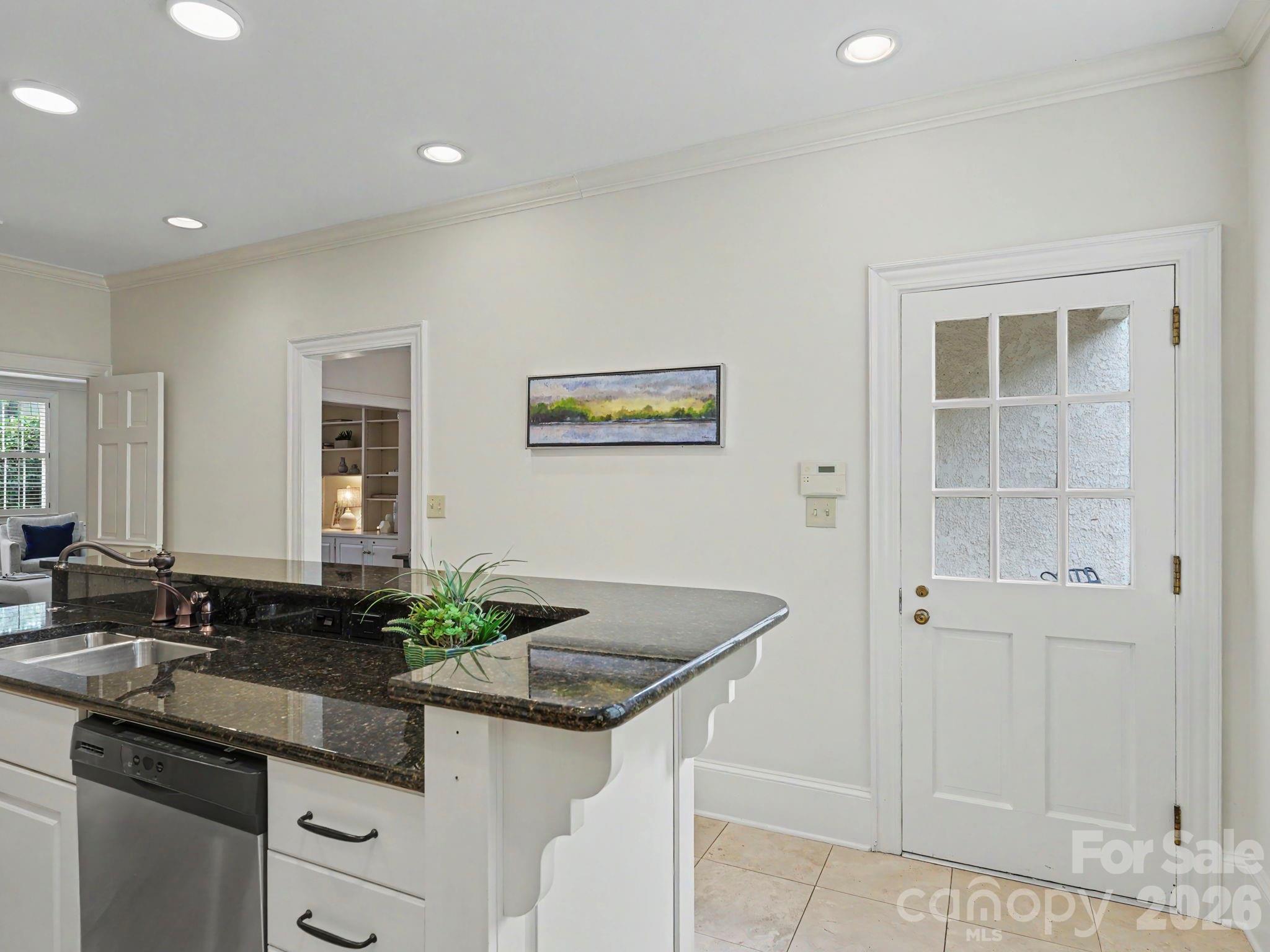 148 Perrin Place Charlotte NC 28207