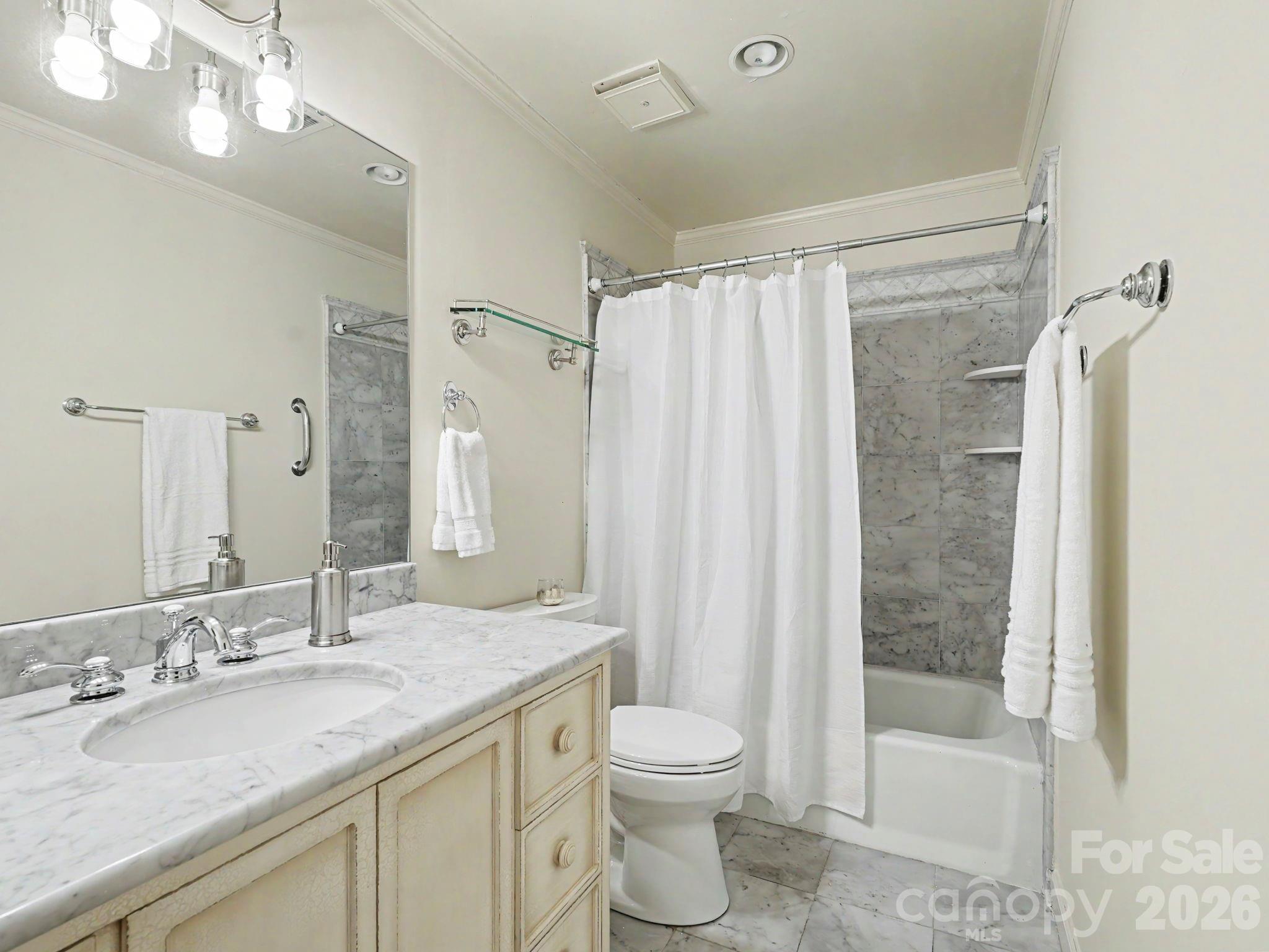 148 Perrin Place Charlotte NC 28207