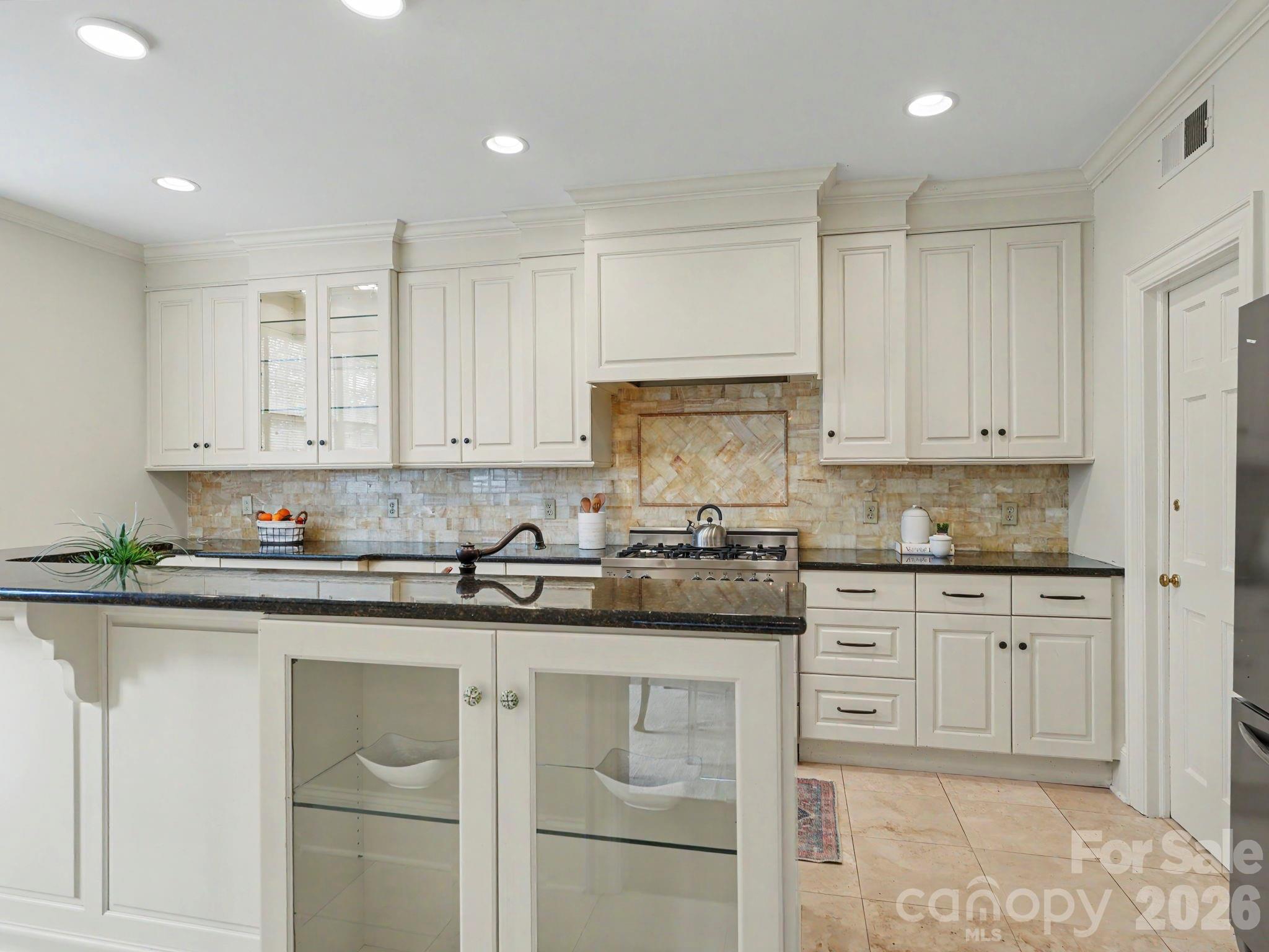 148 Perrin Place Charlotte NC 28207