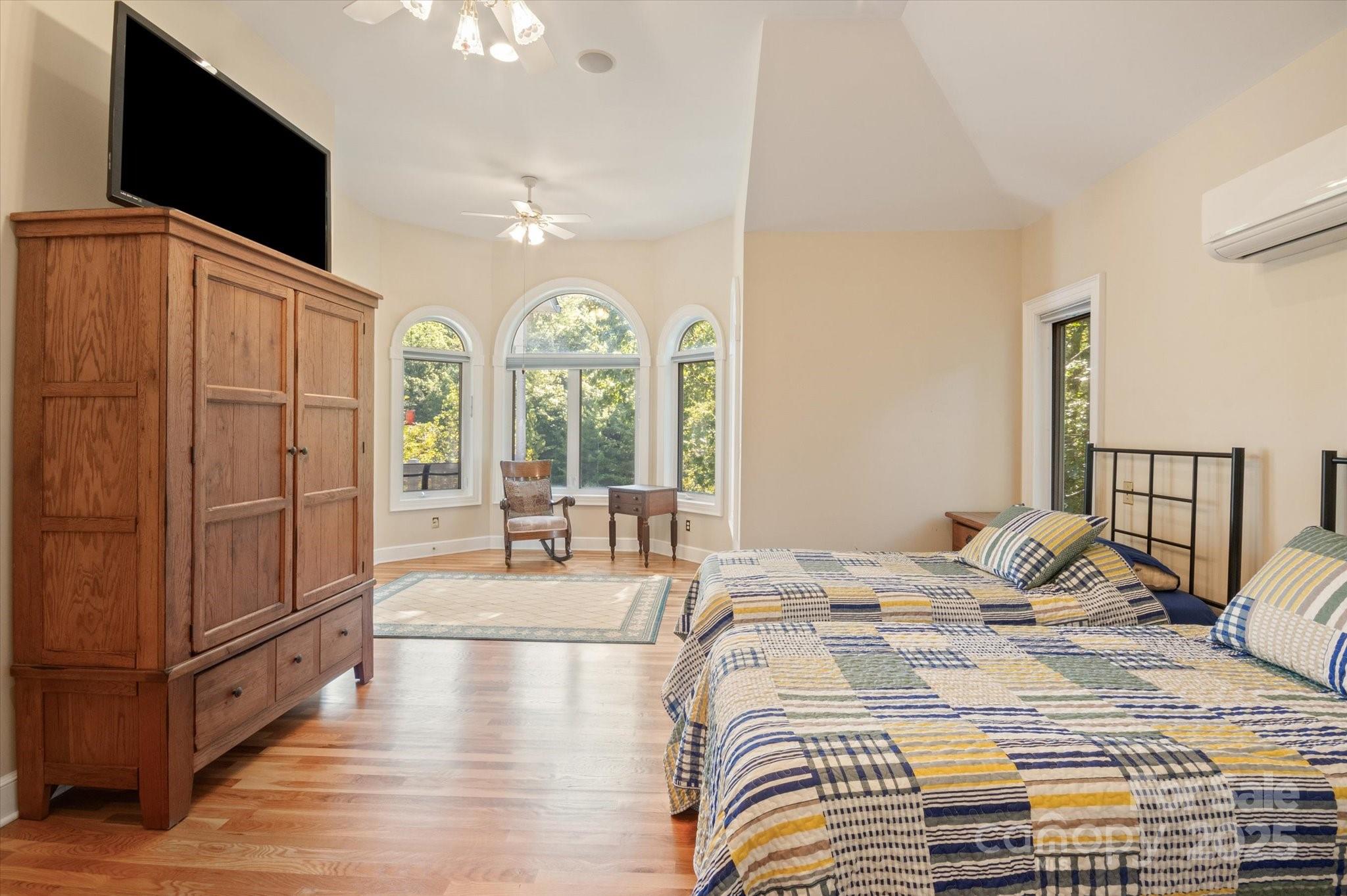 192 Lake Club Drive Nebo NC 28761