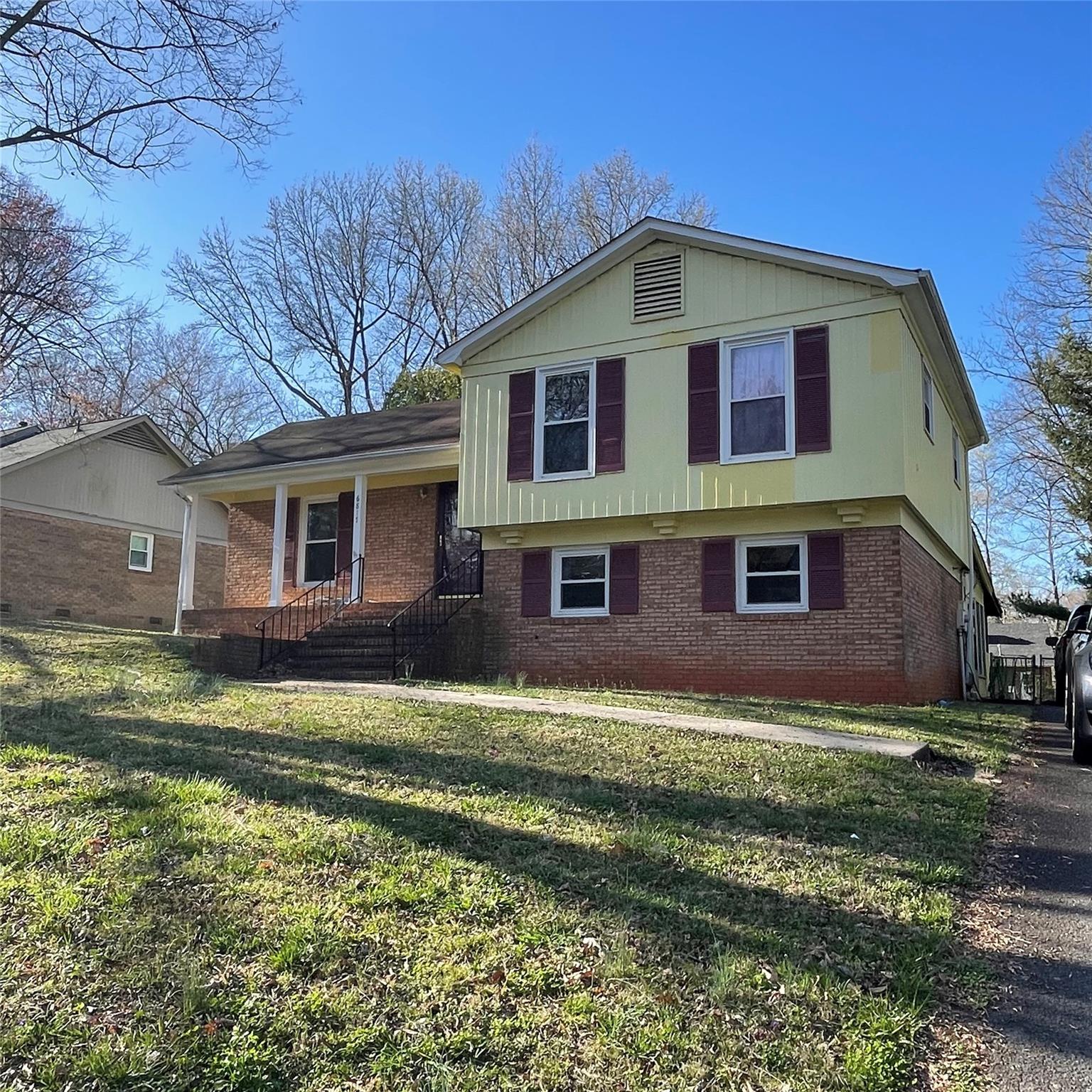 6817 Ludwig Drive Charlotte NC 28215